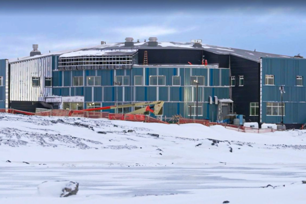 iqaluit_label_removed